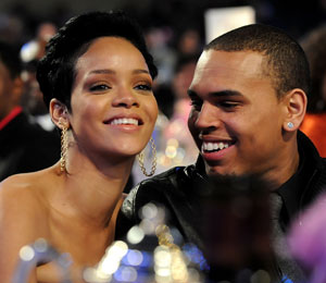 Rihanna Allegedly Tells Cops Chris Strangled Her, Text Messages May Have Ignited Fight