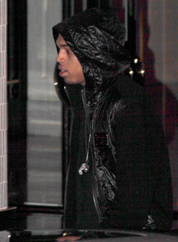 Photo of Chris Brown Hours Before and After Alleged Assault on Rihanna Before the Grammys
