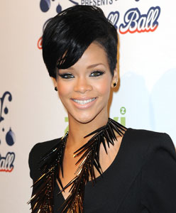 Rihanna Issues A Statement Telling Fans She "Remains Strong"