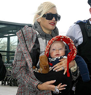 Photos of the Stefani-Rossdales at Heathrow