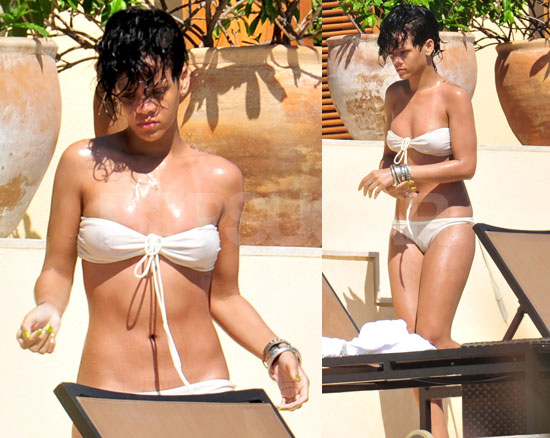 Bikini Photos of Rihanna in Mexico