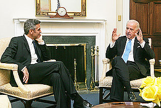 Photo and Video of George Clooney on Larry King Live After Meeting With President Obama About Darfur, Jokes About Friends Remake