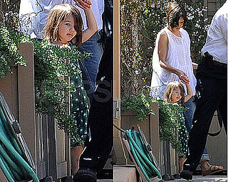 Photos of Katie Holmes and Suri Cruise in LA 2009-04-01 07:05:00