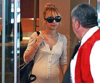 Photo of Pregnant Nicole Richie Out in LA 2009-04-11 08:00:00