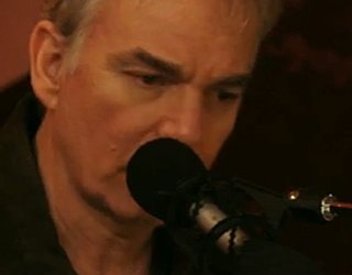 Video of Billy Bob Thornton Acting Strange in Interview