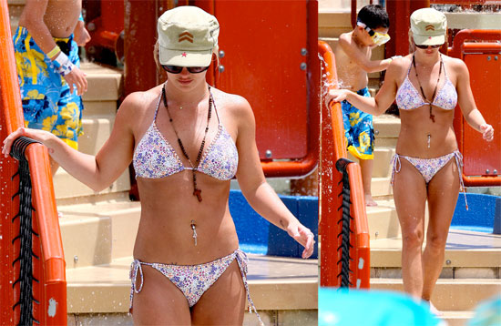 Britney Spears in Bikini