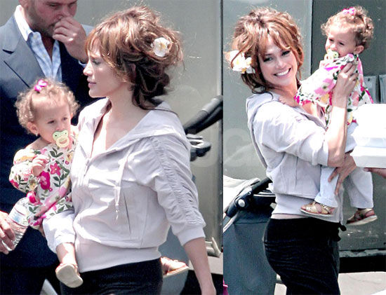 Jennifer on Set With Emme