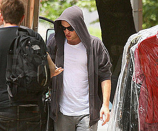 Photo Slide of Robert Pattinson Keeping a Low Profile in NYC