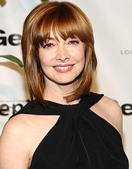 Sharon Lawrence Cast as Izzie's Mom on Grey's Anatomy