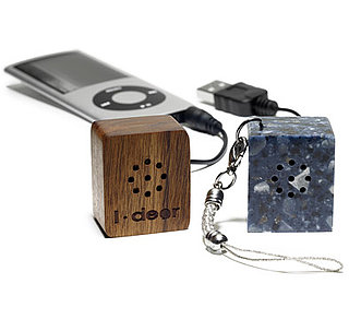 Here's a Valentine's Day Gift I.Dear: New Portable iPod Speakers 