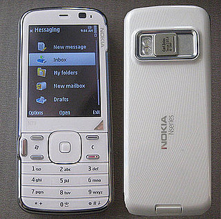 Nokia's Nseries N79 Gets Reviewed