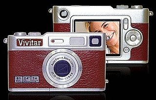 Vivitar's ViviCam Is So Retro, Yet So New 