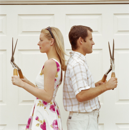 Technology Dating Advice on When to Delete Your Ex From Your Cell Phone and Facebook page