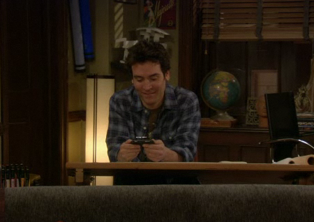 Ted Violates the Three-Day Texting Rule on How I Met Your Mother