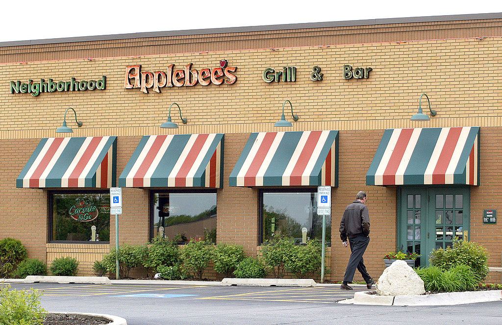 While Casual Chains Drop Prices, Fast Food Trades Up While Casual Chains Drop Prices, Fast Food Trades Up