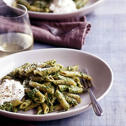Fast & Easy Dinner: Penne With Pesto and Ricotta Fast & Easy Dinner: Penne With Pesto and Ricotta