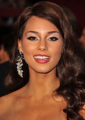 Alicia Keys at the 2009 Oscars