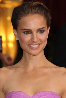 Natalie Portman at the 2009 Oscars