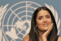 Lil Links: Salma Hayek Is Helping Save Babies and Raising One Lil Links: Salma Hayek Is Helping Save Babies and Raising One