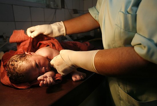 Six Birth Options to Consider Six Birth Options to Consider
