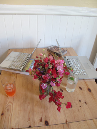 Ladies Who Brunch Together, Read Alone 