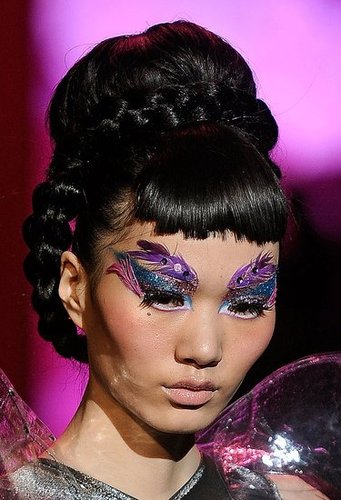 Plaits to Please Plaits to Please