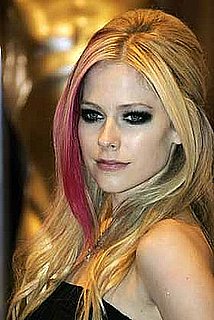 Avril Lavigne Black Star Perfume