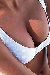 Breast Implant Alternative: Stem Cell Breast Enlargement