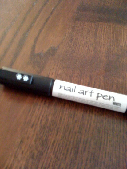 Time for Sally Hansen Nail Art Pen