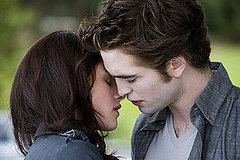 Twilight Makeup: DuWop to Launch Lip Venom Lip Plumper From New Moon