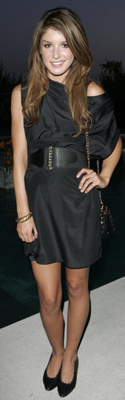 Celeb Style: Shenae Grimes Celeb Style: Shenae Grimes