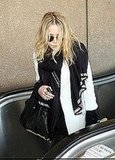 Mary-Kate arriving at LAX