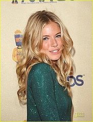 Sienna Miller at the MTV movie award 2009
