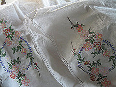 Do You Have Embroidered Pillowcases? Do You Have Embroidered Pillowcases?