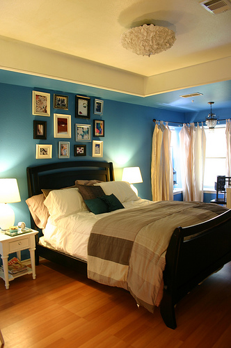 DIY:  Cloud-Like Ceiling Lamp