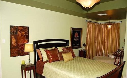 Before and After: A Very Carrie Bedroom