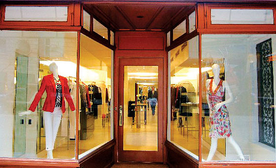 Louis Feraud Opens on Madison Avenue
