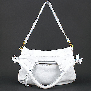 Online Sale Alert! 25% Off at The Purse Store