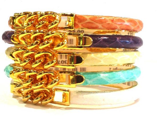 Online Sale Alert! 10% Off Jewelry at Queen Bee