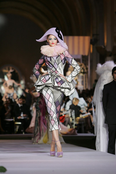 Modelwalk_Tony_14482264_600 Modelwalk_Tony_14482264_600