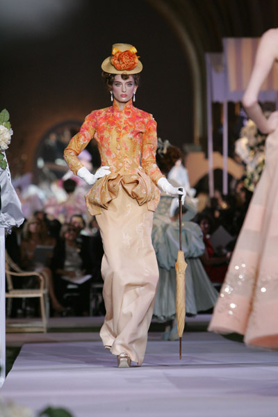 Modelwalk_Tony_14482283_600 Modelwalk_Tony_14482283_600