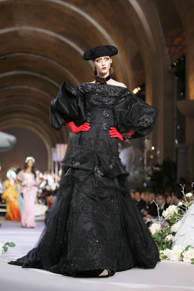 Modelwalk_Tony_14482329_600 Modelwalk_Tony_14482329_600