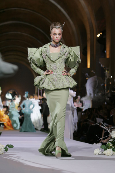 Modelwalk_Tony_14482363_600 Modelwalk_Tony_14482363_600