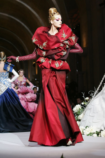 Modelwalk_Tony_14482415_600 Modelwalk_Tony_14482415_600