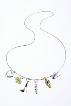 Fab Flash: Stars Design Charms to Aid Cancer Research 