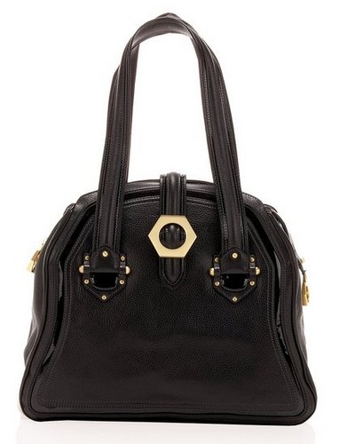 Log In To Win FabSugar's Zac Posen Handbag Giveaway!