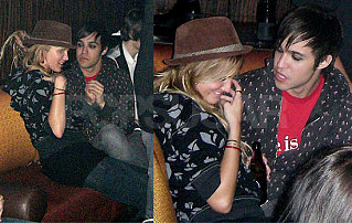 Ashlee and Pete Jet to Vegas