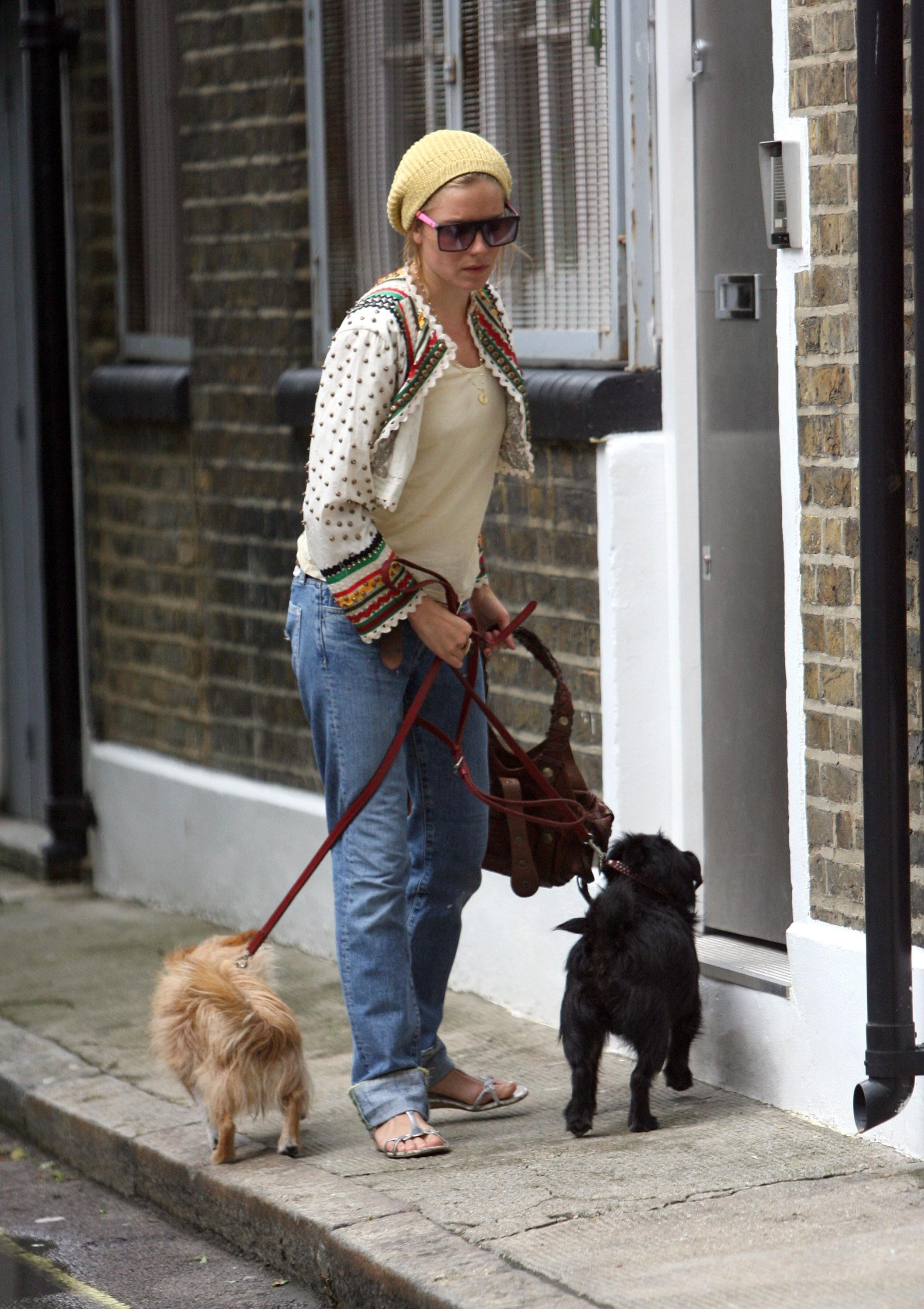 sienna_miller_05_wenn1339688 sienna_miller_05_wenn1339688