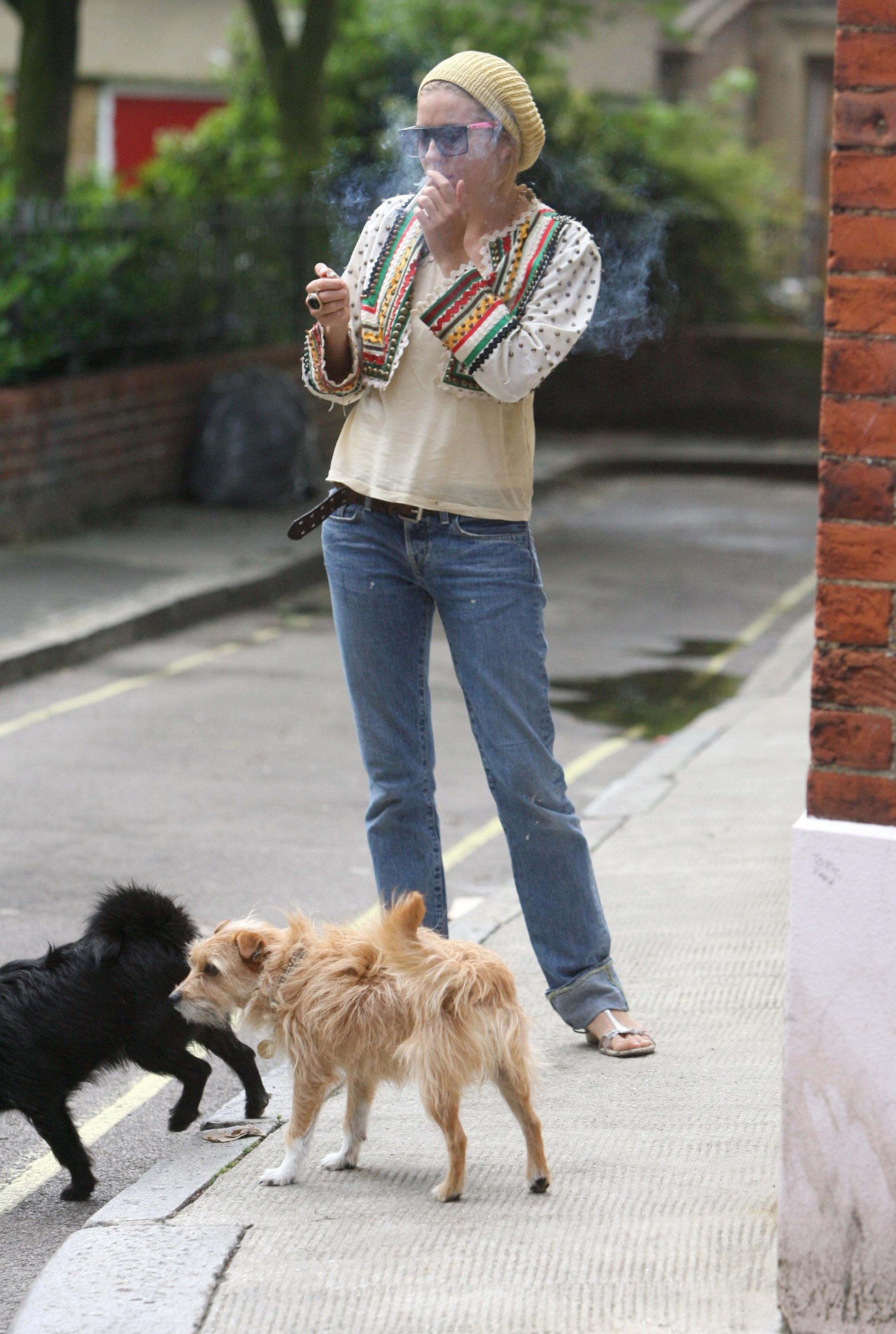 sienna_miller_21_wenn1339704 sienna_miller_21_wenn1339704