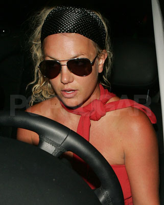 Sugar Bits - Britney May Sue Over Billboards